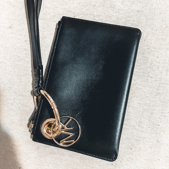 Michael Kor’s handbag - Picture 1 of 2